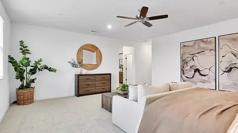 Bedroom - 1017 Shasta Way W, Madera, CA 93636 photo 2 of 10
