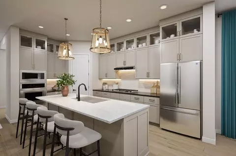 Kitchen - 15314 Le Reve Ln, Conroe, TX 77302 photo 2 of 3
