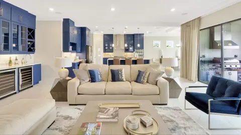Living - 8308 Golden Beach Ct, Parrish, FL 34219 photo 2 of 7