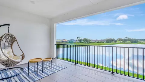 Exterior - 8308 Golden Beach Ct, Parrish, FL 34219 photo 5 of 17