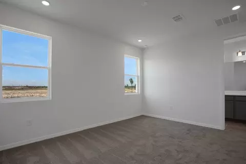 Bedroom - 8104 Sunny Point Trl, Parrish, FL 34219 photo 6 of 20