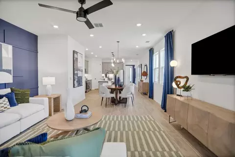 Entry Way - 8104 Sunny Point Trl, Parrish, FL 34219 photo 3 of 5