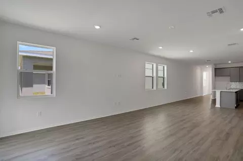 Living - 8104 Sunny Point Trl, Parrish, FL 34219 photo 4 of 10