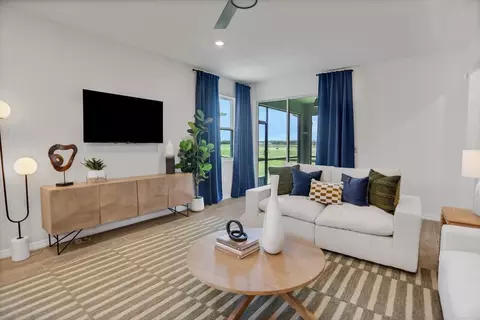 Living - 8104 Sunny Point Trl, Parrish, FL 34219 photo 7 of 10
