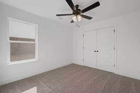 Bedroom - 1130 Meryton Pl, Centerton, AR 72719 photo 6 of 18