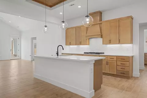 Kitchen - 1130 Meryton Pl, Centerton, AR 72719 photo 7 of 25