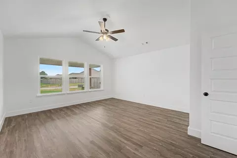 Living - 1130 Meryton Pl, Centerton, AR 72719 photo 17 of 21