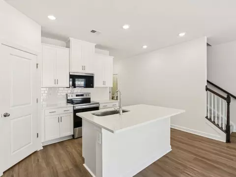 Kitchen - 1109 Rosetta Dr, Salisbury, NC 28144 photo 2 of 4