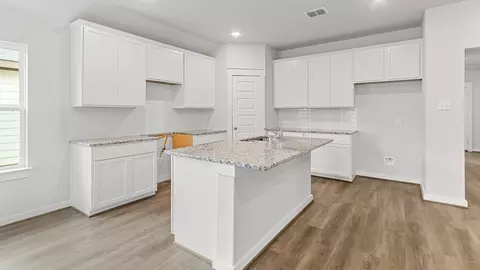 Kitchen - 10606 Flight Deck Ct, Conroe, TX 77303 photo 1 of 4