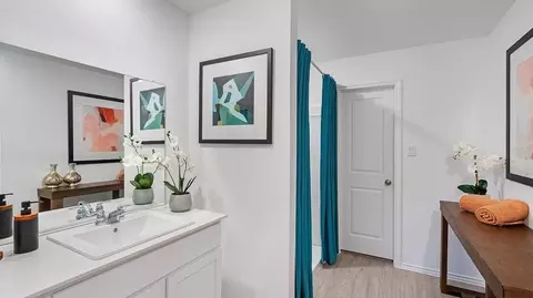 Bath - 2317 Silvercloud Dr, Lockhart, TX 78644 photo 1 of 4