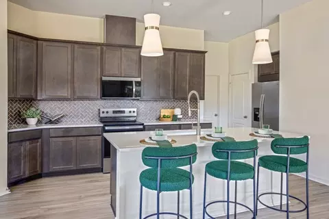 Kitchen - 6195 Seabrook Ter, Saint Cloud, FL 34771 photo 2 of 5