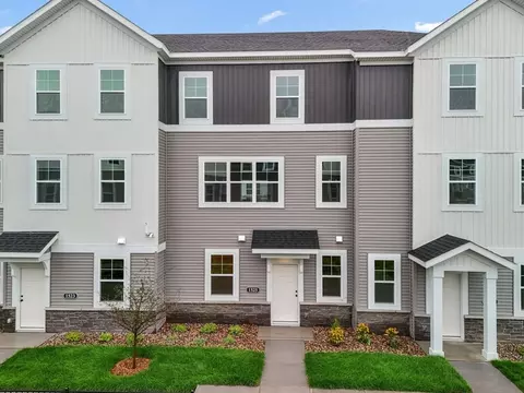 1525 Trellis Ln, West St Paul, MN 55118