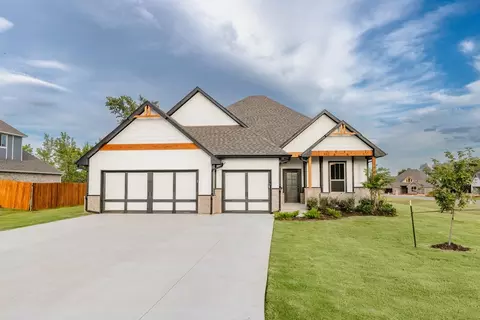 12616 Velvet Ash Ave, Oklahoma City, OK 73173