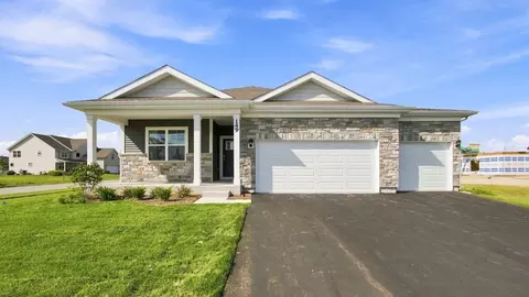 Exterior - 1353 Sky View Ln, Beecher, IL 60401 photo 2 of 5