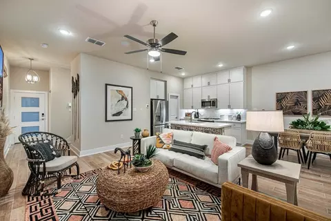 6464 Babcock Rd UNIT 101, San Antonio, TX 78249