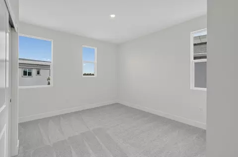 Bedroom - 884 Shasta Ave, Ripon, CA 95366 photo 5 of 10