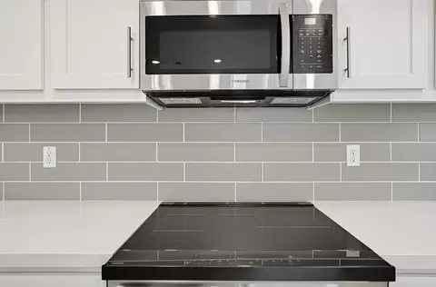 Kitchen - 884 Shasta Ave, Ripon, CA 95366 photo 2 of 11