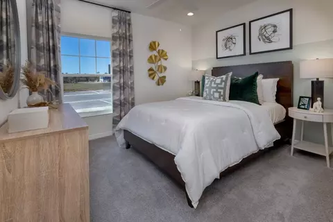 Bedroom - 2011 Town Pasture Dr, Eustis, FL 32726 photo 4 of 4
