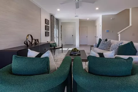 Living - 2011 Town Pasture Dr, Eustis, FL 32726 photo 1 of 2
