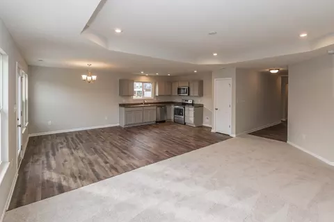 Living - 175 Westwoods Rd, Wright City, MO 63390 photo 2 of 8