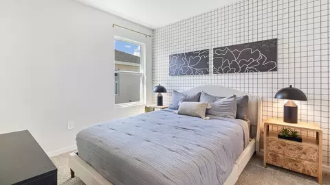 Bedroom - 17325 Whiskey Creek Trl, Parrish, FL 34219 photo 3 of 6