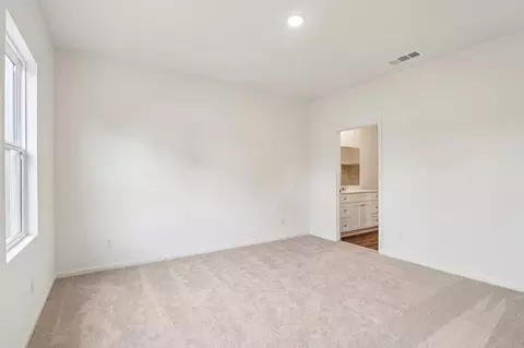 Bedroom - 11324 Arnold Loop, San Antonio, FL 33576 photo 4 of 5