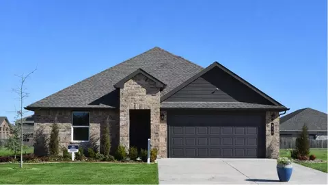 584 St Charles Pl, Newcastle, OK 73065