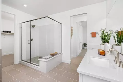 Bath - 4851 Diablo View St, Dublin, CA 94568 photo 2 of 4