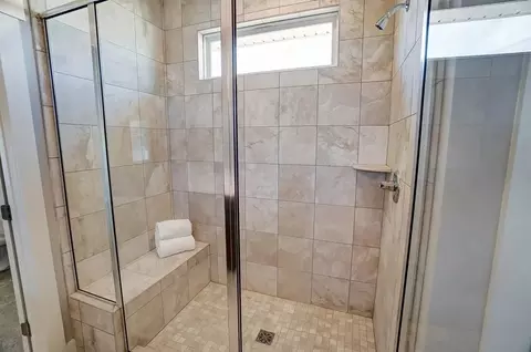Bath - 200 Shyla Ct, Monroe, OH 45050 photo 3 of 3