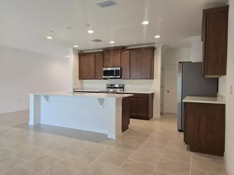Kitchen - 1564 Cloudy Ct, Saint Cloud, FL 34769 photo 1 of 3