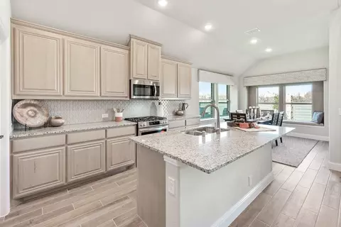 Kitchen - 1154 Bailey Ranch Rd, Aledo, TX 76008 photo 4 of 7