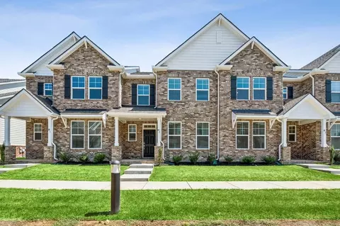 2900 Suzanne Landon Dr J4, Murfreesboro, TN 37130