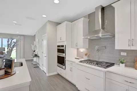 Kitchen - 182 Brook Forest Dr, Saint Augustine, FL 32092 photo 9 of 16