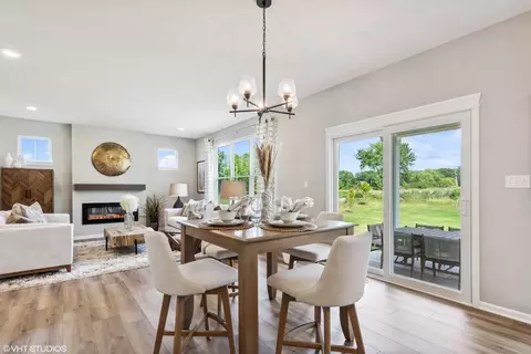 Dining - 8765 Bo St, Plainfield, IN 46168 photo 2 of 3