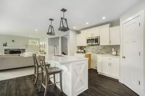 Kitchen - 14054 Ambrosia Ave, Dewitt, MI 48820 photo 5 of 5