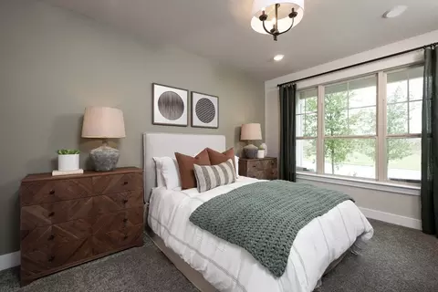 Bedroom - 2410 Cascade Ct, Midlothian, TX 76065 photo 2 of 5