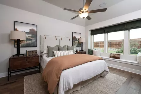 Bedroom - 2410 Cascade Ct, Midlothian, TX 76065 photo 3 of 5