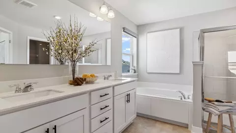 Bath - 9768 47th Bay NE, Saint Michael, MN 55376 photo 5 of 5