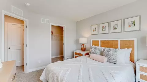 Bedroom - 9768 47th Bay NE, Saint Michael, MN 55376 photo 4 of 11