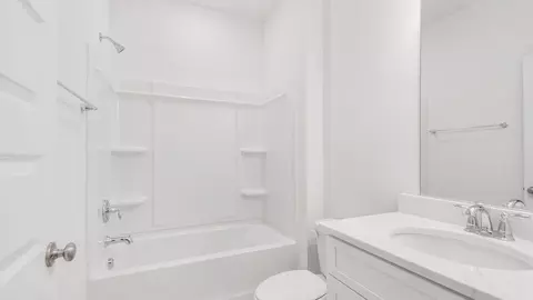 Bath - 3233 Harrier Rd, Pace, FL 32571 photo 6 of 6
