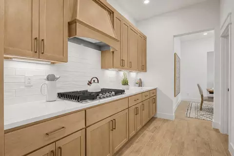 Kitchen - 6020 N 28th St, Broken Arrow, OK 74014 photo 1 of 16