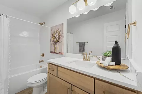 Bath - 6020 N 28th St, Broken Arrow, OK 74014 photo 6 of 13