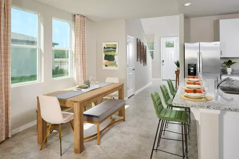 Dining - 7930 Lake Powell Pl, Parrish, FL 34219 photo 2 of 4