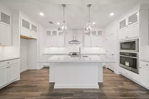 2711 Dark Lantern Dr, Rosenberg, TX 77471