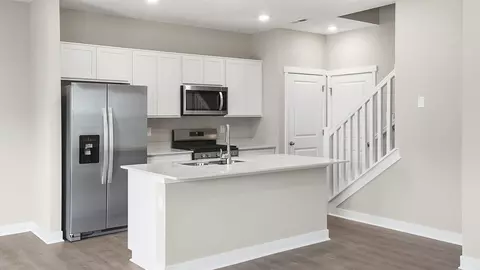 6162 Wasco Dr, Whitestown, IN 46075