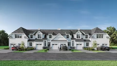 1 Juniper Ln, Yaphank, NY 11980