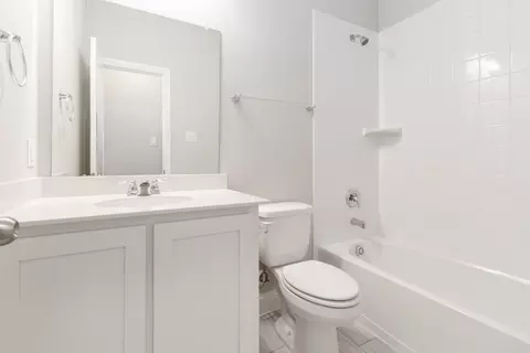 Bath - 6512 Farndon Dr, Celina, TX 75009 photo 1 of 3