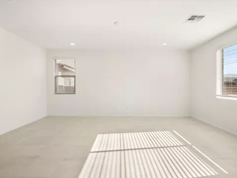 Living - 12917 E Carter Crane Dr, Vail, AZ 85641 photo 4 of 5