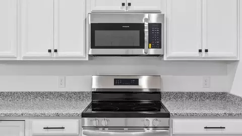 Kitchen - 348 Pearson Rd, Easley, SC 29642 photo 4 of 4