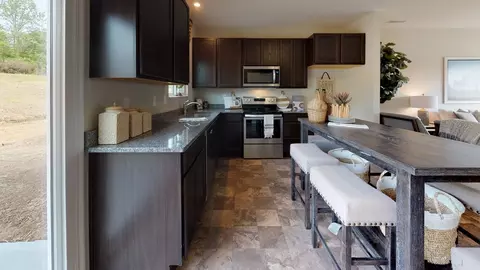 Kitchen - 175 Westwoods Rd, Wright City, MO 63390 photo 2 of 11